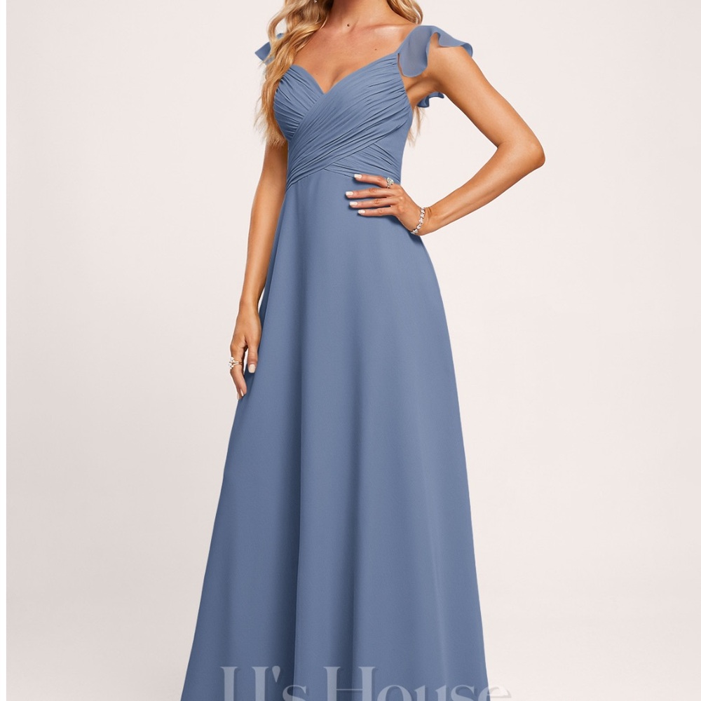 JJs House Blue A-line Maxi Dress with Sweetheart Neckline